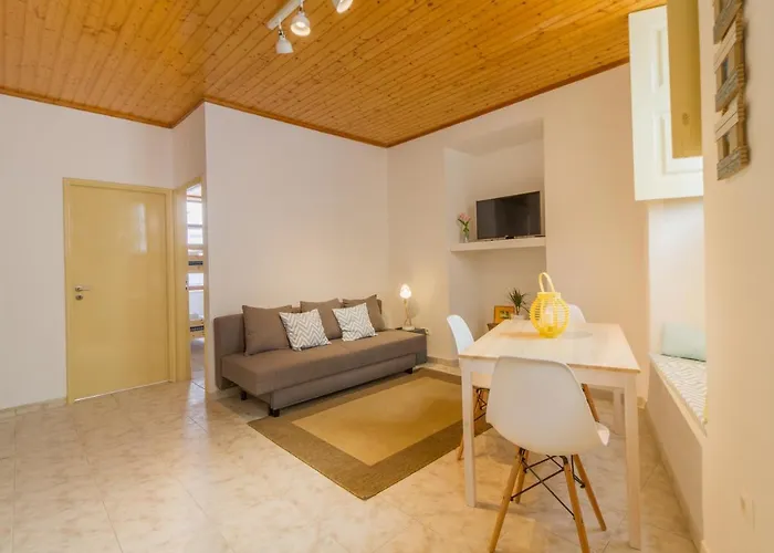 דירה Casa Confortavel No Centro Da פיגואיירה דה פוז